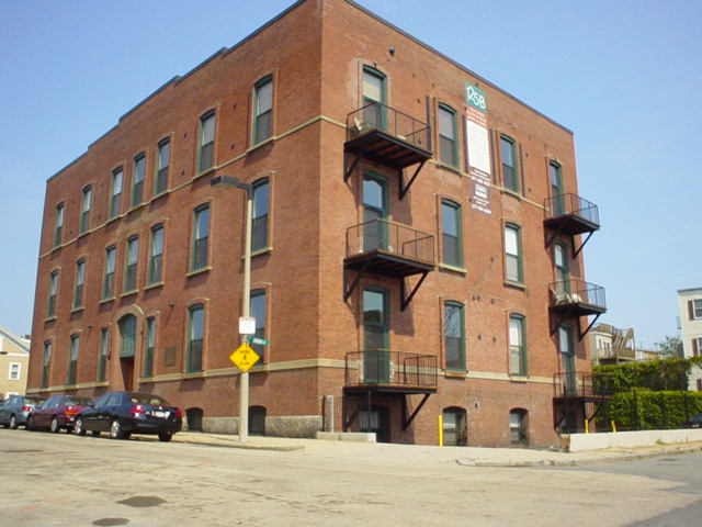 125 B Street Lofts